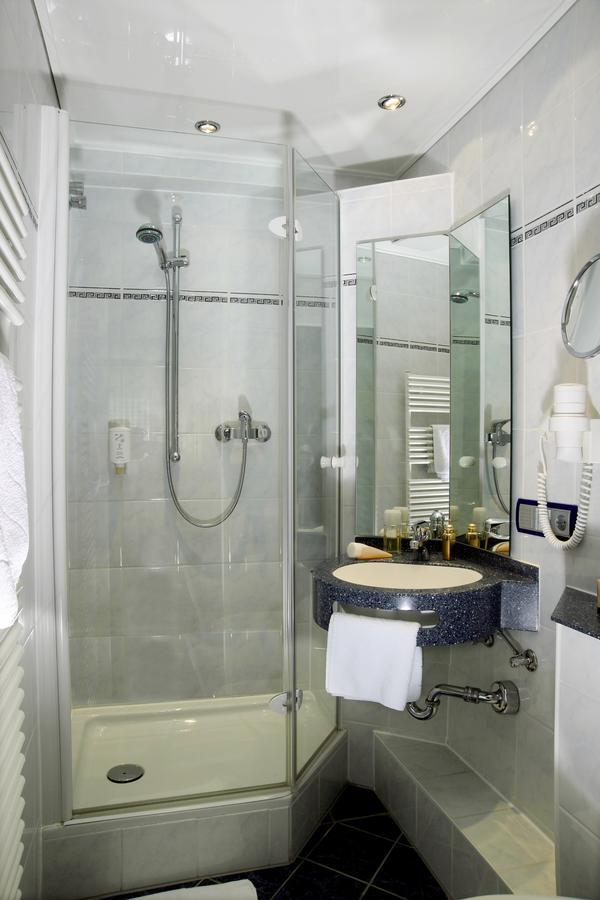 Hotel Loewen-Seckenheim Mannheim Extérieur photo